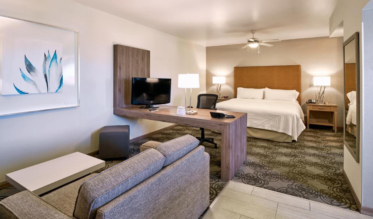 Holiday Inn Hotel&Suites Chihuahua, an IHG Hotel Bagian luar foto