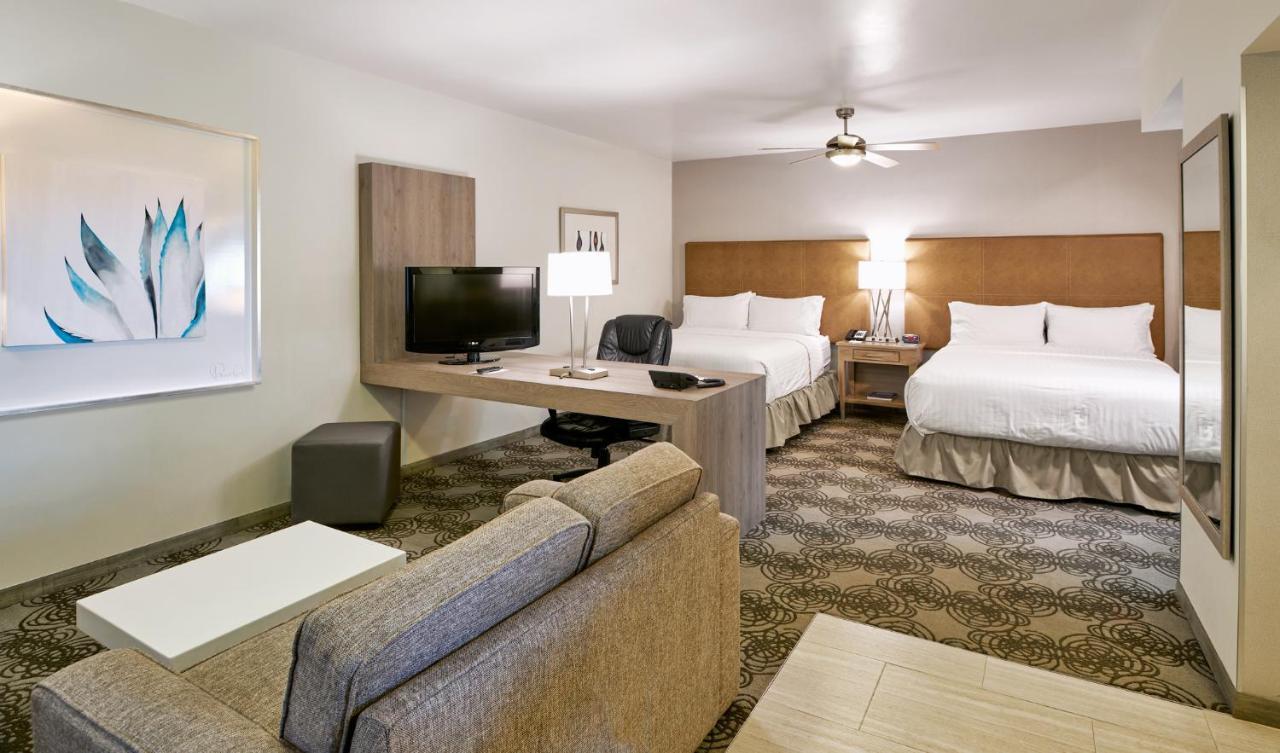 Holiday Inn Hotel&Suites Chihuahua, an IHG Hotel Bagian luar foto