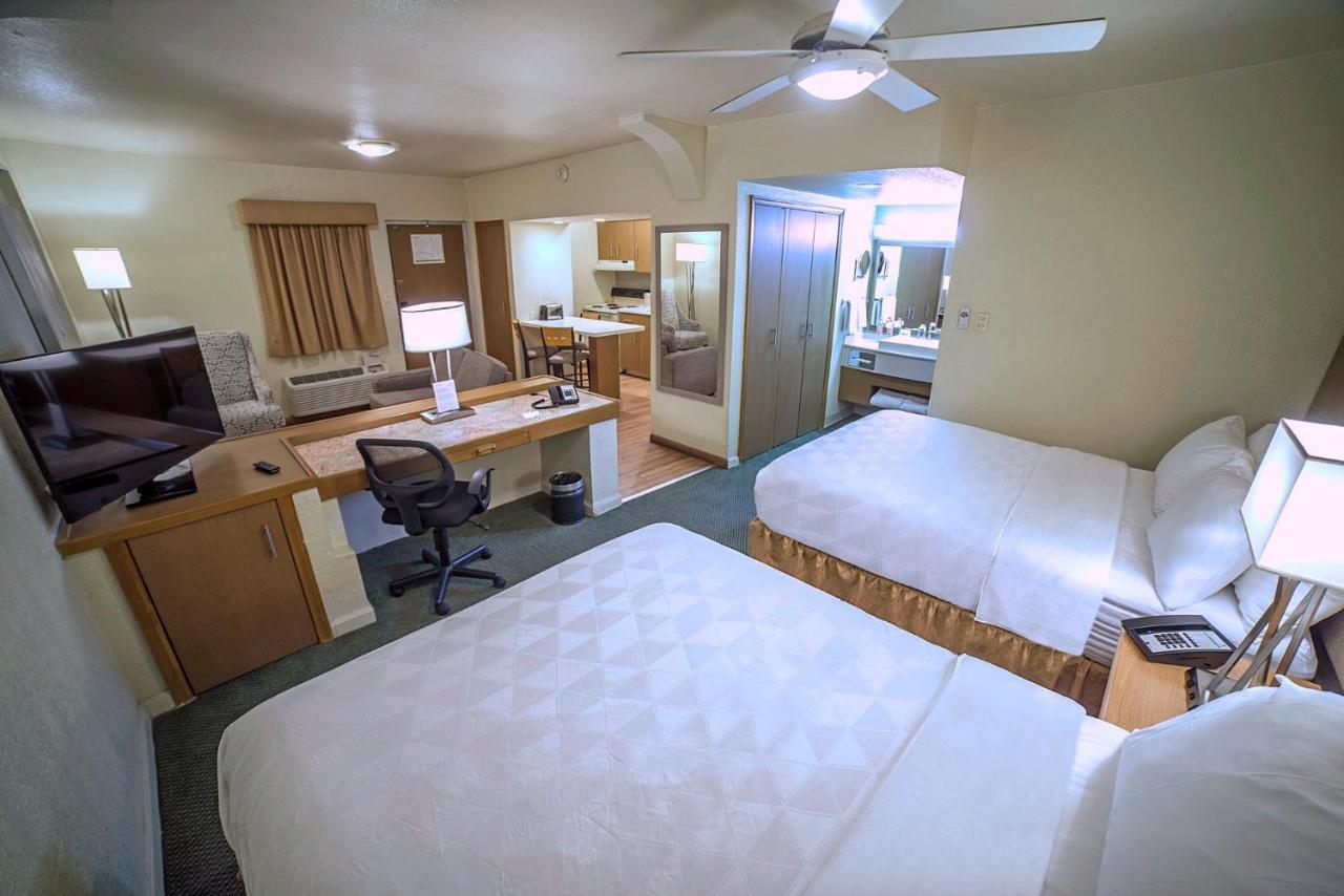 Holiday Inn Hotel&Suites Chihuahua, an IHG Hotel Bagian luar foto