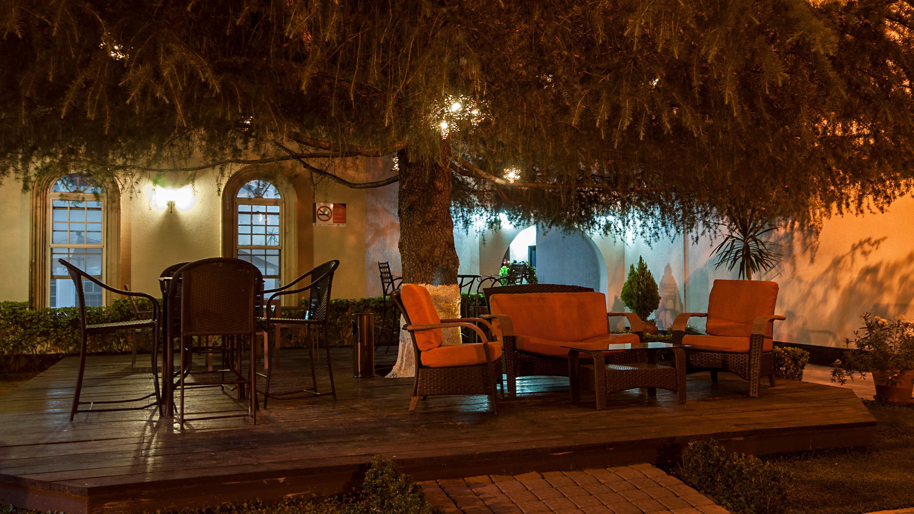 Holiday Inn Hotel&Suites Chihuahua, an IHG Hotel Bagian luar foto