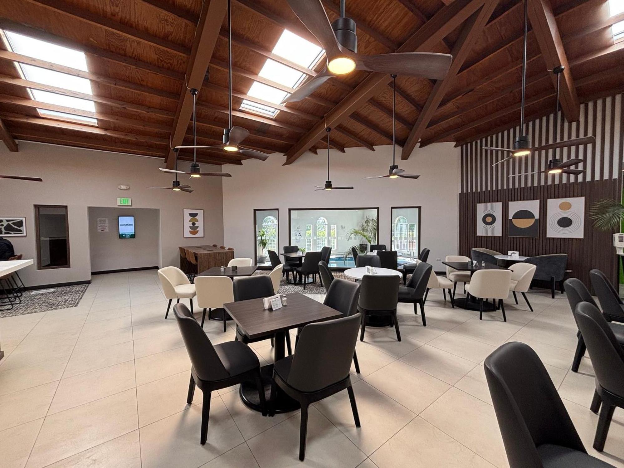 Holiday Inn Hotel&Suites Chihuahua, an IHG Hotel Bagian luar foto