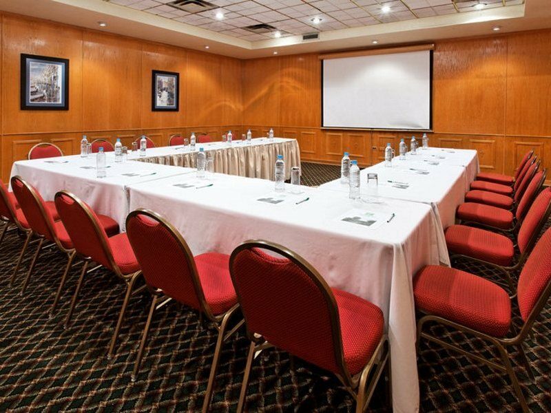 Holiday Inn Hotel&Suites Chihuahua, an IHG Hotel Bagian luar foto
